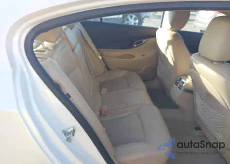 2013 Buick Lacrosse Premium 1 Group z USA, uszkodzony, nr VIN 1G4GF5G36DF329794